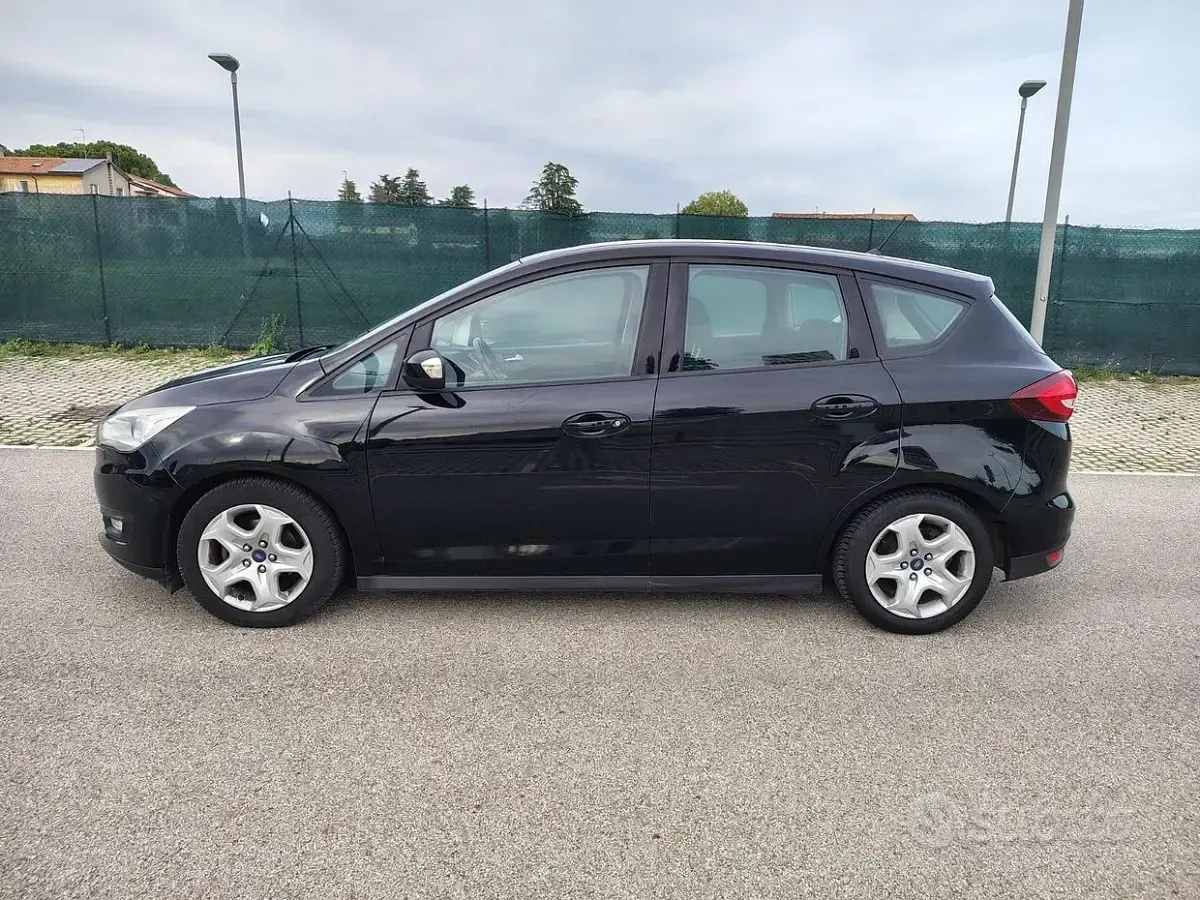 Usata Ford C-MAX 95 CV (69 kW) 2017 Nero Monovolume