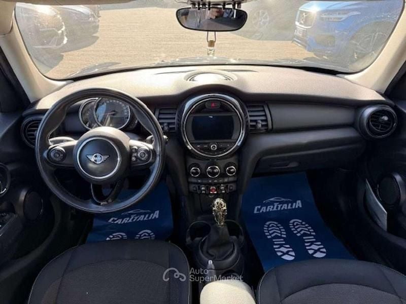 Usata Mini ONE 75 CV (55 kW) 2019 Nero Utilitaria