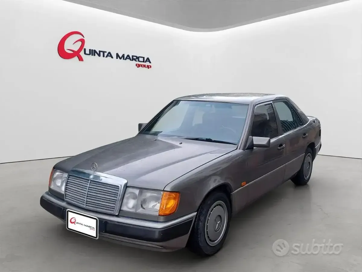 Usata Mercedes E250 126 CV (92 kW) 1991 Berlina