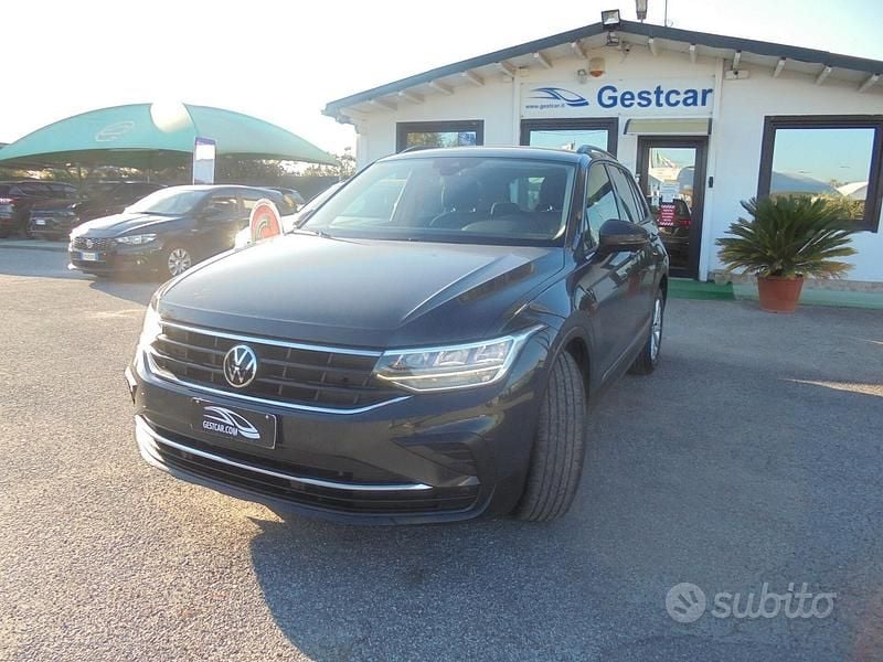 Usata VW Tiguan Life 150 CV (110 kW) 2021 Antracite(met.) SUV