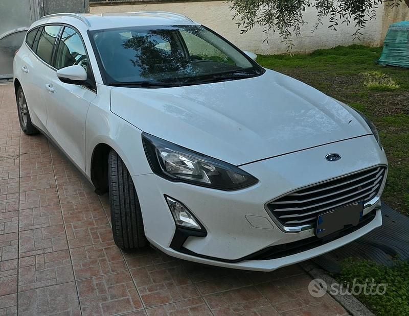 Usata Ford Focus 120 CV (88 kW) 2021 Bianco Station wagon