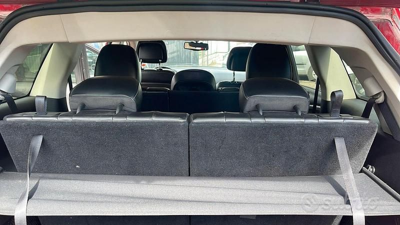 Usata Fiat Freemont Lounge 170 CV (125 kW) 2012 Rosso SUV