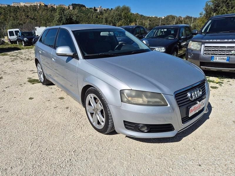 Usata Audi A3 140 CV (102 kW) 2009 Grigio Utilitaria