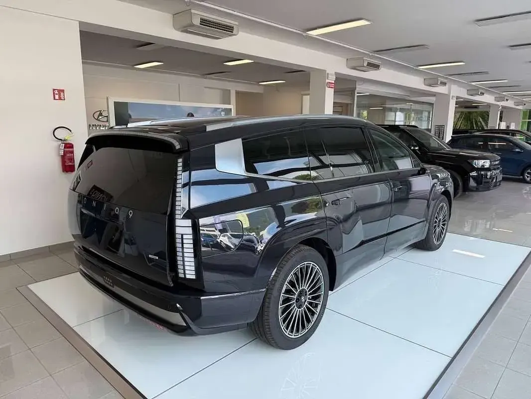 Nuova Hyundai Ioniq 9 113 kW (154 CV) 2026 Nero SUV