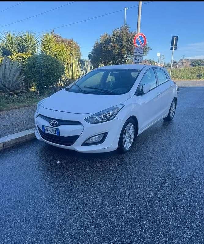 Usata Hyundai i30 Dynamiq 116 CV (85 kW) 2012 Berlina