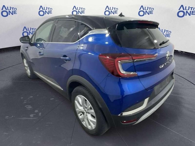 Usata Renault Captur Intens 90 CV (66 kW) 2022 Blu/azzurro SUV