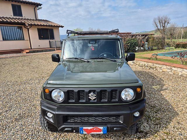 Usata Suzuki Jimny 102 CV (75 kW) 2021 Verde SUV