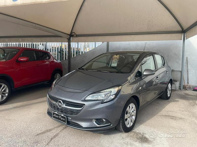 Usata Opel Corsa Cosmo 90 CV (66 kW) 2015 Grigio Berlina