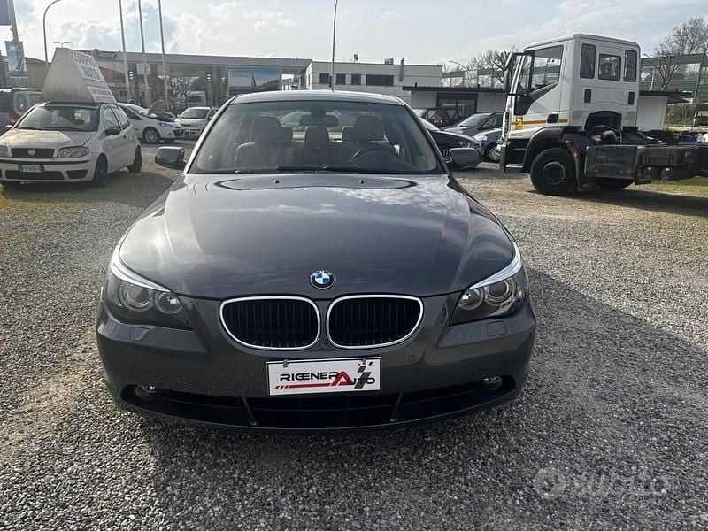 Usata BMW 530 231 CV (169 kW) 2004 Grigio Berlina