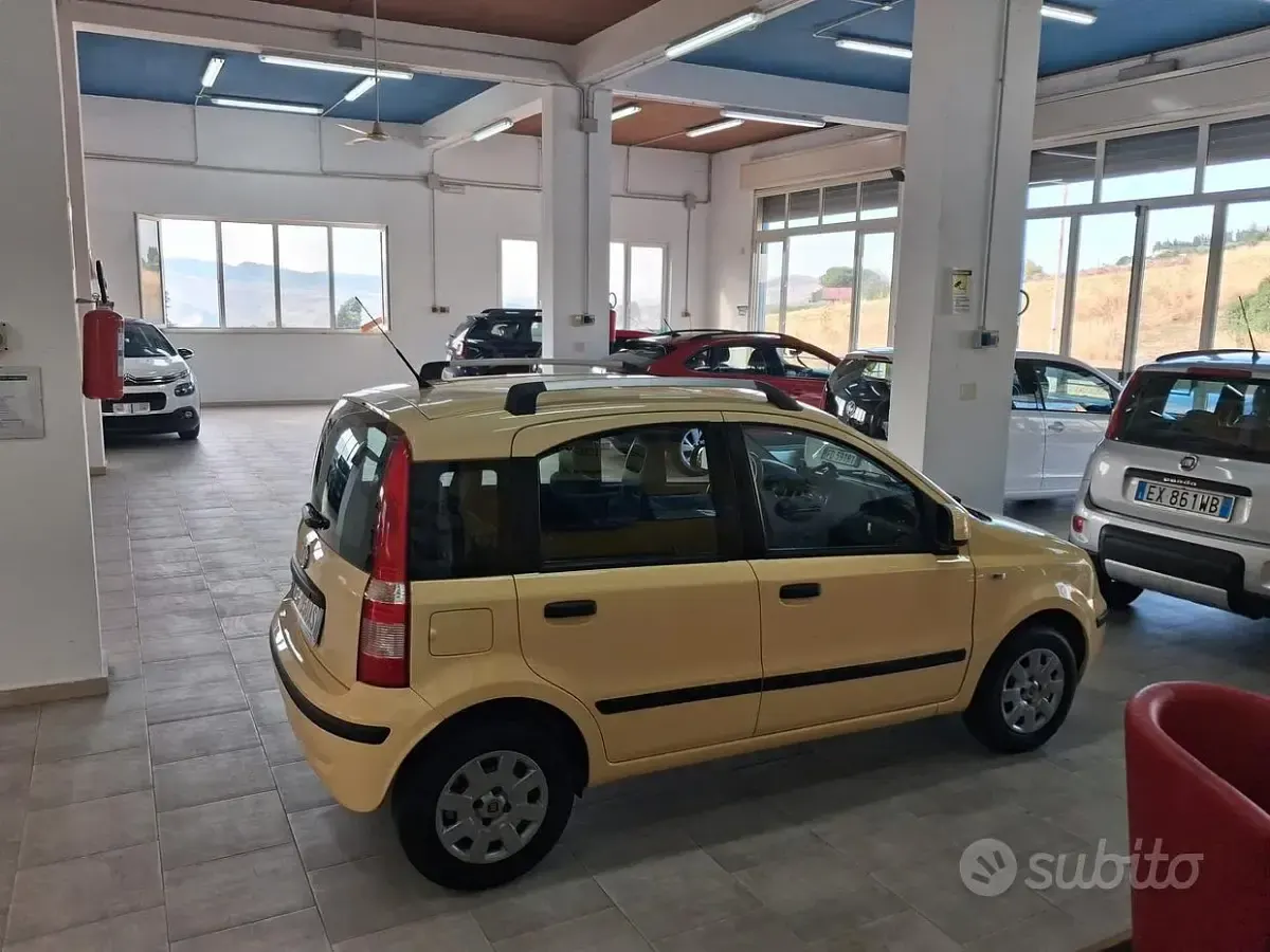 Usata Fiat Panda Dynamic 69 CV (50 kW) 2012 Giallo Utilitaria