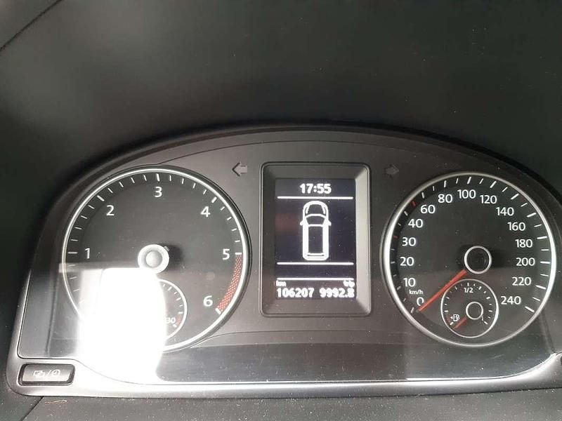 Usata VW Caddy 102 CV (75 kW) 2020 Grigio Monovolume