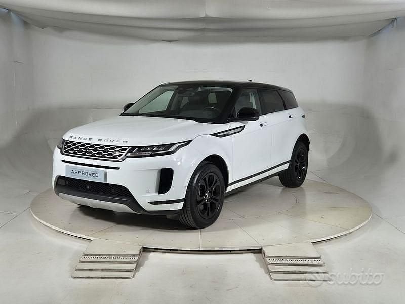 Bianco / nero Usata 2021 Land Rover Range Rover evoque S SUV | 31.700 € (Cara) - Immagine 1/4