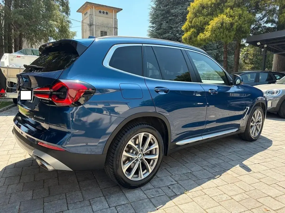 Usata BMW X3 Comfort Edition 190 CV (139 kW) 2022 Blu SUV