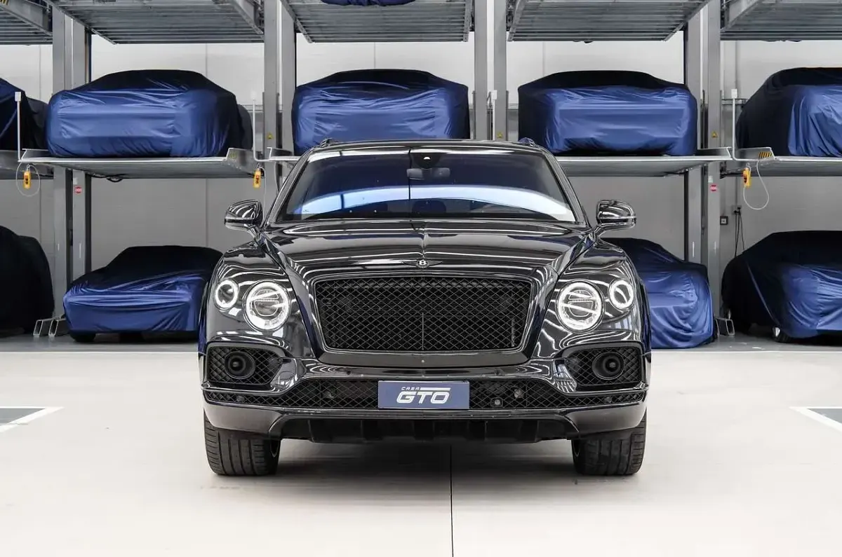 Usata Bentley Bentayga 608 CV (447 kW) 2016 Nero SUV
