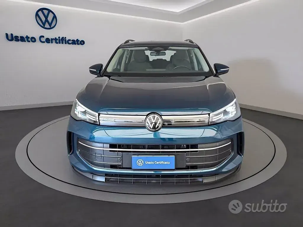 Usata VW Tiguan Life 150 CV (110 kW) 2025 Nightshade metalizzato blu SUV