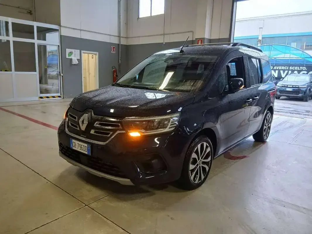 Usata Renault Kangoo Techno 50 kW (69 CV) 2023 Blu/azzurro Monovolume