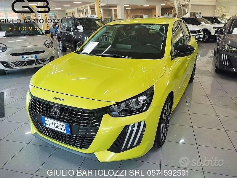Usata Peugeot 208 Active 75 CV (55 kW) 2024 Verde Utilitaria