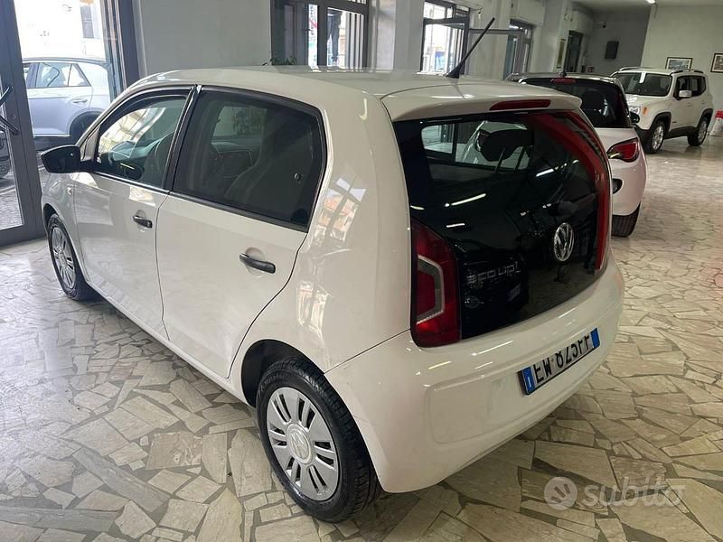 Usata VW up! high up! 67 CV (49 kW) 2014 Bianco Utilitaria