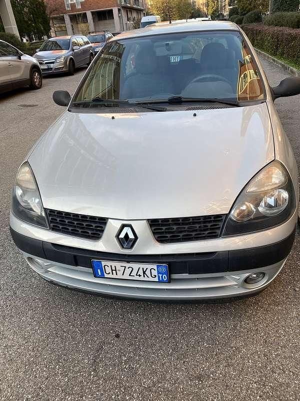 Usata Renault Clio II 75 CV (55 kW) 2003 Berlina