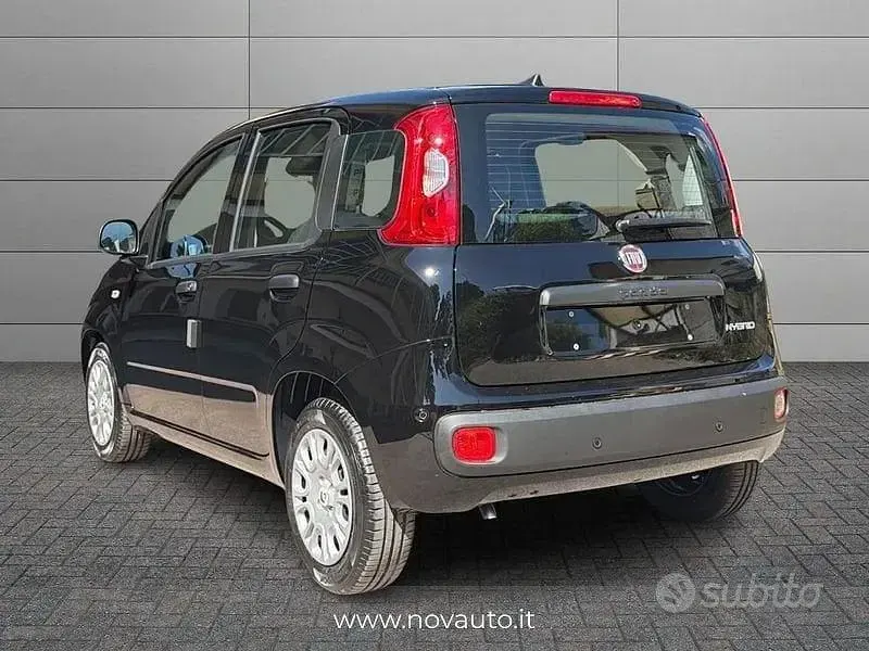 Nuova Fiat Panda Icon 70 CV (51 kW) 2025 Nero Utilitaria