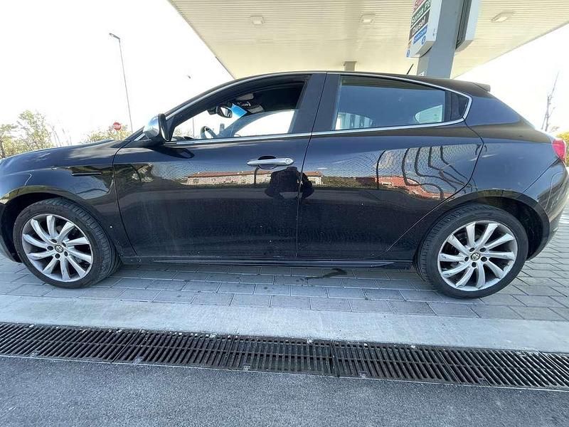 Usata Alfa Romeo Giulietta Progression 105 CV (77 kW) 2010 Utilitaria