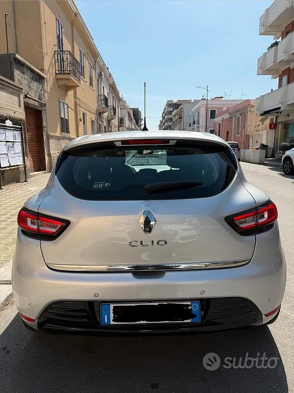 Usata Renault Clio IV 90 CV (66 kW) 2019 Grigio Utilitaria