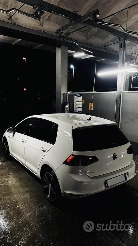 Usata VW Golf VII Edition 110 CV (80 kW) 2015 Bianco Berlina