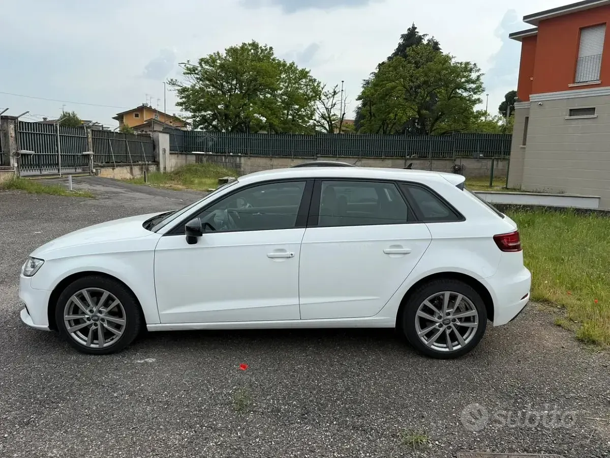 Usata Audi A3 116 CV (85 kW) 2019 Berlina