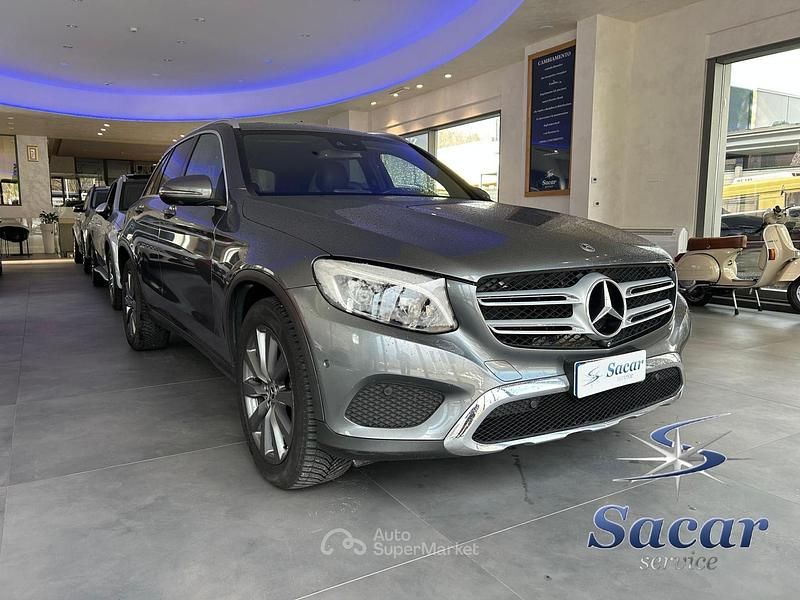 Usata Mercedes GLC220 Exclusive 170 CV (125 kW) 2017 Grigio selenite SUV