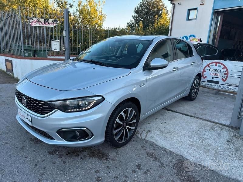 Usata Fiat Tipo Lounge 120 CV (88 kW) 2018 Grigio Berlina