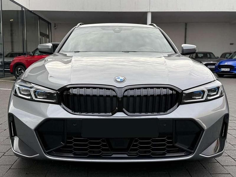 Usata BMW 320 M Sport 190 CV (139 kW) 2024 Grigio Station wagon