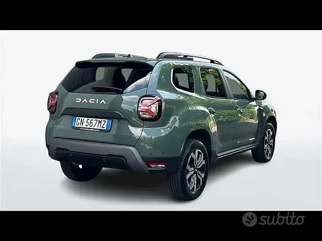 Usata Dacia Duster Journey 101 CV (74 kW) 2023 Verde chiaro SUV