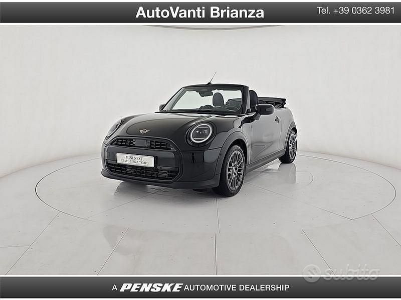 Nero Usata 2025 Mini Cooper Cabriolet Classic Cabrio | 30.900 € (Buon prezzo) - Immagine 1/3