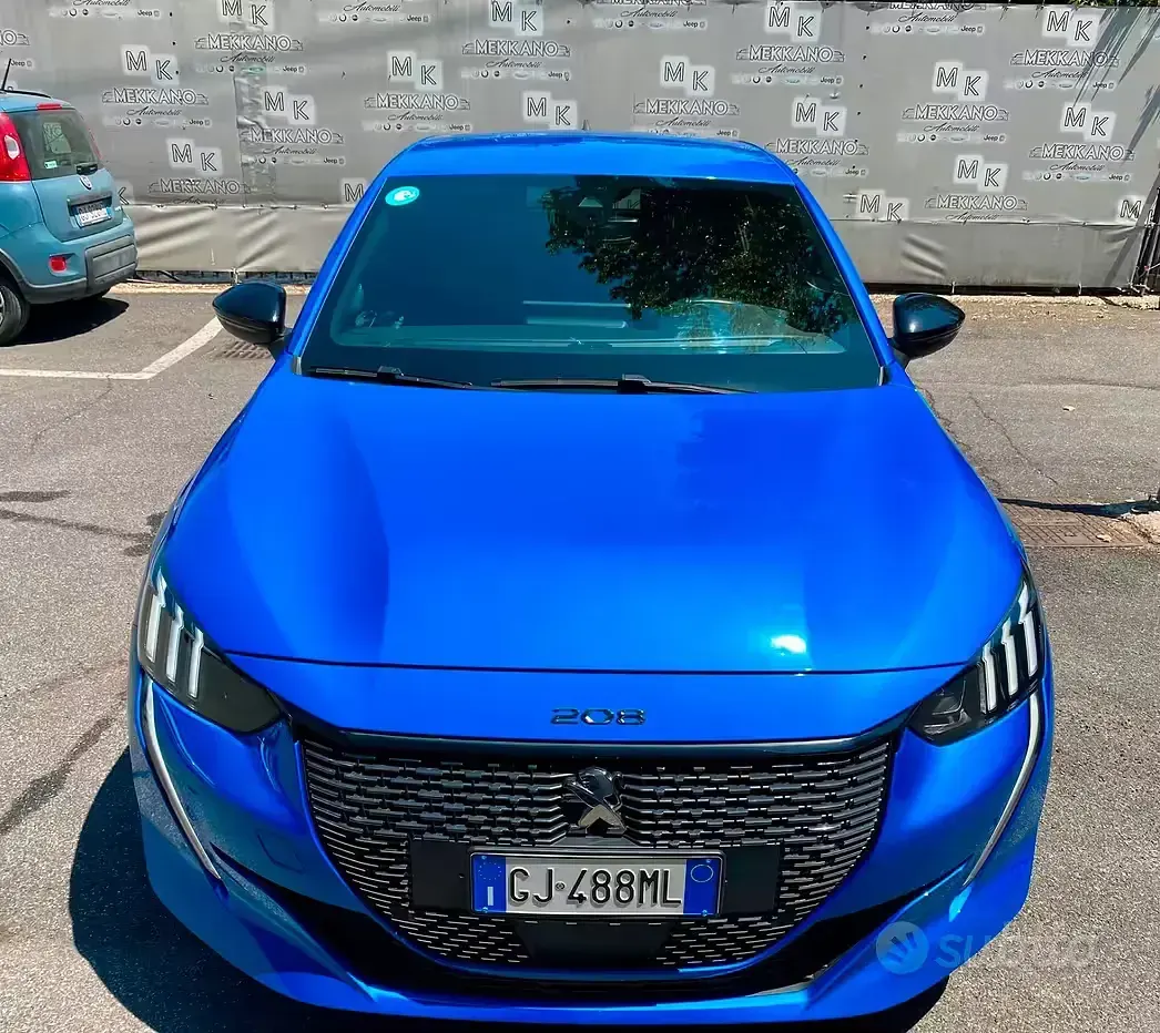 Usata Peugeot 208 GT 131 CV (96 kW) 2022 Blu Utilitaria