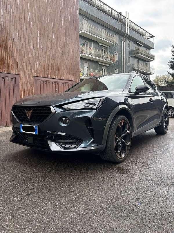 Usata Cupra Formentor 150 CV (110 kW) 2024 Grigio SUV