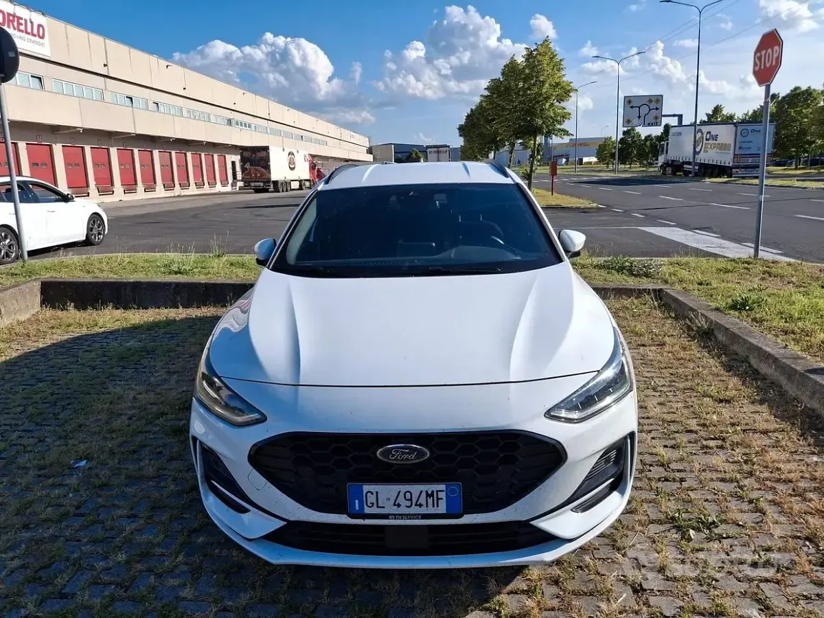 Usata Ford Focus Titanium S 120 CV (88 kW) 2022 Bianco Station wagon