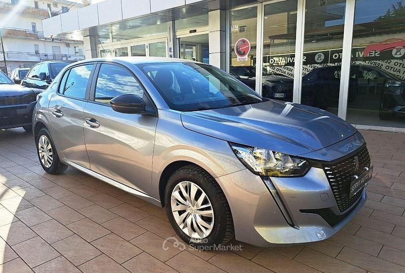 Grigio Usata 2022 Peugeot 208 Active Due volumi | 11.900 € (Buon prezzo) - Immagine 1/4