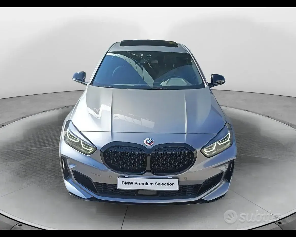 Usata BMW M135 M Sport 306 CV (225 kW) 2023 Grigio Utilitaria