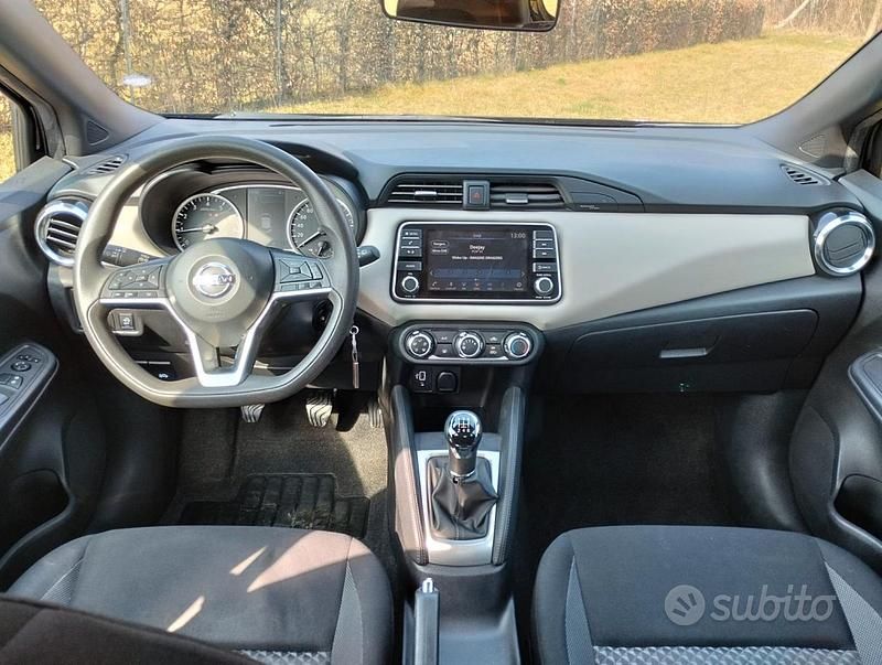 Usata Nissan Micra Acenta 101 CV (74 kW) 2020 Nero Berlina