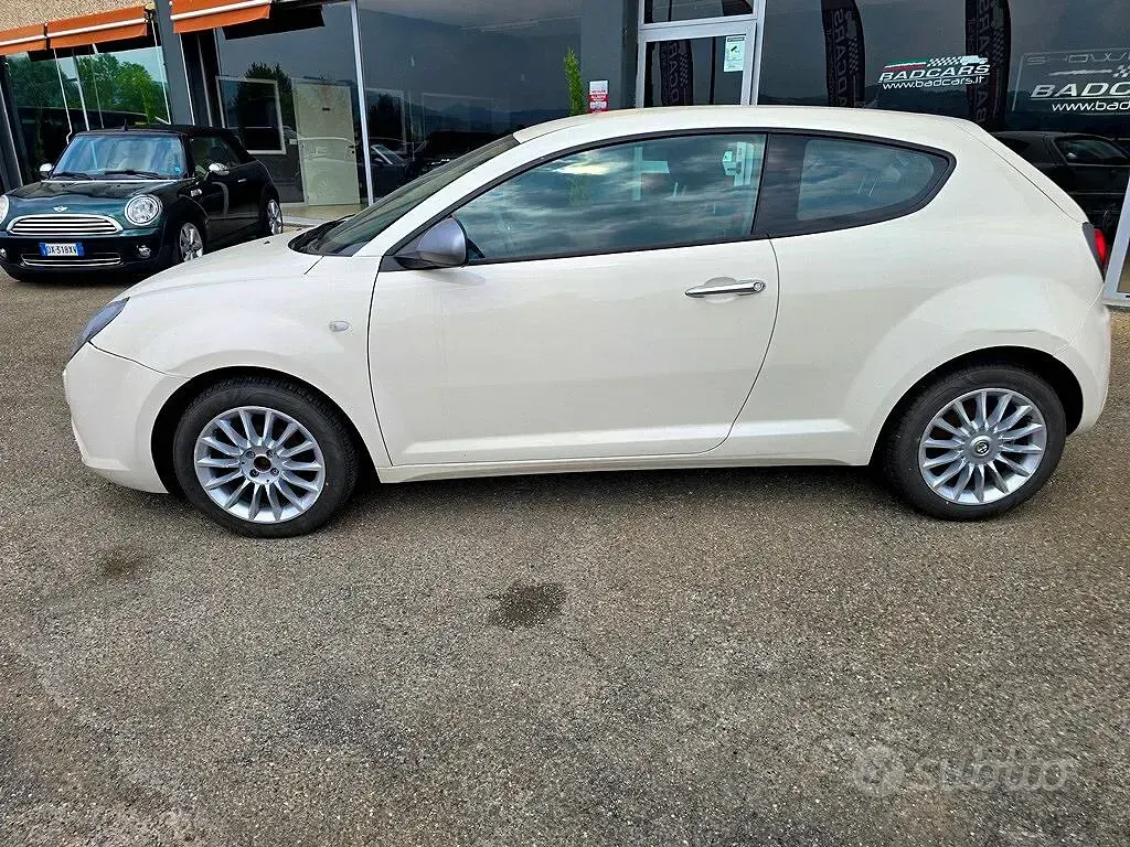 Usata Alfa Romeo MiTo Distinctive 79 CV (58 kW) 2016 Bianco Utilitaria