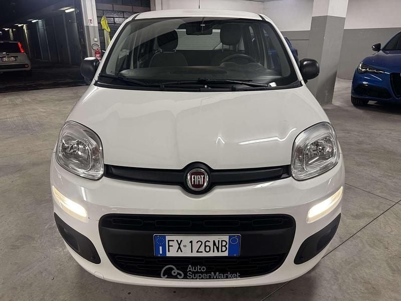 Begagnad Fiat Panda Easy 71 HK (52 kW) 2019 Vit Halvkombi