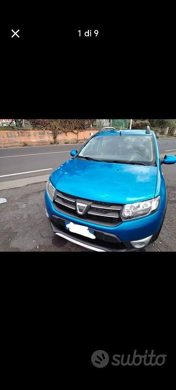 Usata Dacia Sandero 90 CV (66 kW) 2014 Blu Berlina