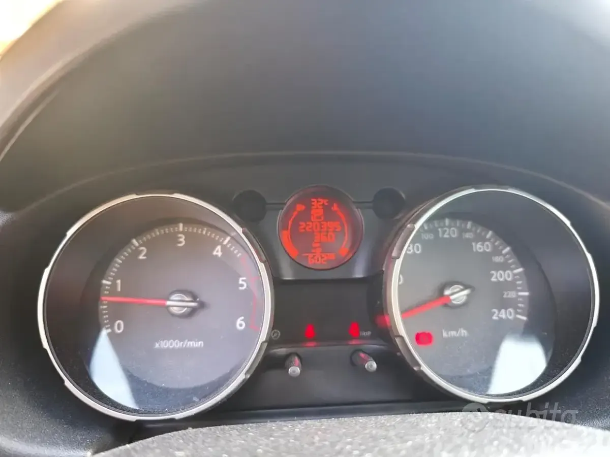 Usata Nissan Qashqai 150 CV (110 kW) 2009 Nero SUV