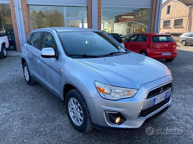 Usata Mitsubishi ASX Invite 116 CV (85 kW) 2013 Grigio SUV