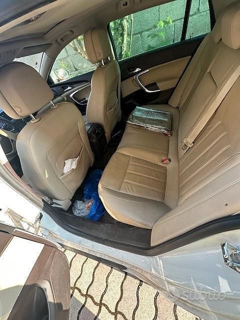 Usata Opel Insignia 2011 Bianco Station wagon