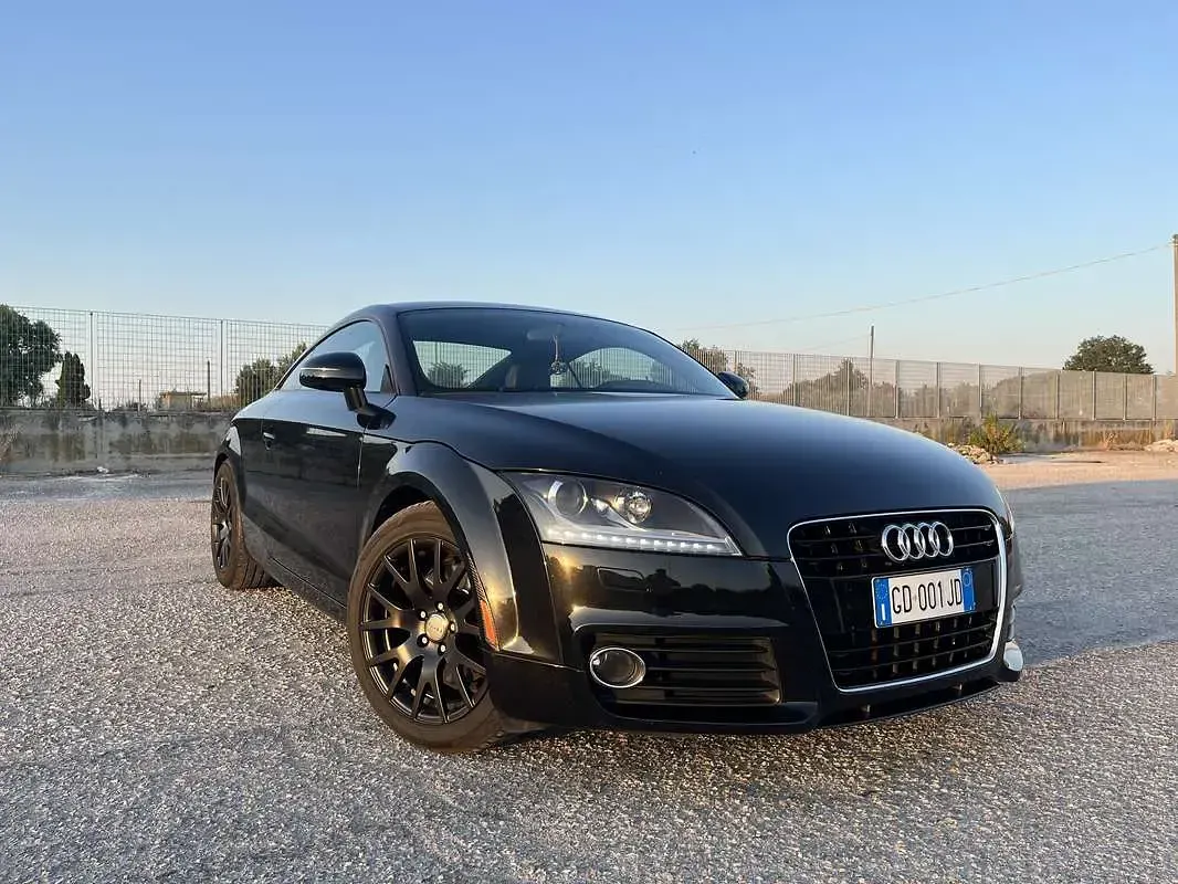 Second-hand Audi TT 160 CP (117 kW) 2011 Coupe