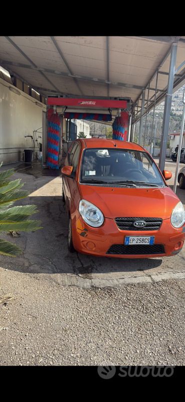 Usata 2013 Kia Picanto Due volumi | 1500 € - Immagine 1/3