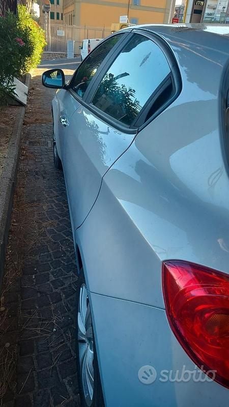 Usata Alfa Romeo Giulietta 120 CV (88 kW) 2015 Grigio Utilitaria