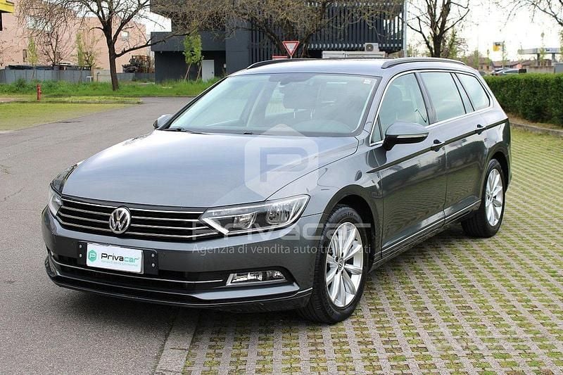 Usata VW Passat Business 150 CV (110 kW) 2017 Grigio Station wagon