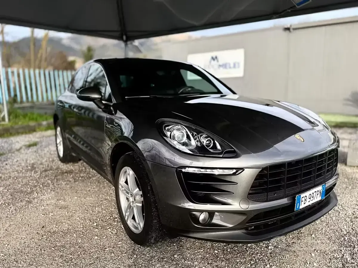 Usata Porsche Macan 250 CV (183 kW) 2016 Grigio SUV